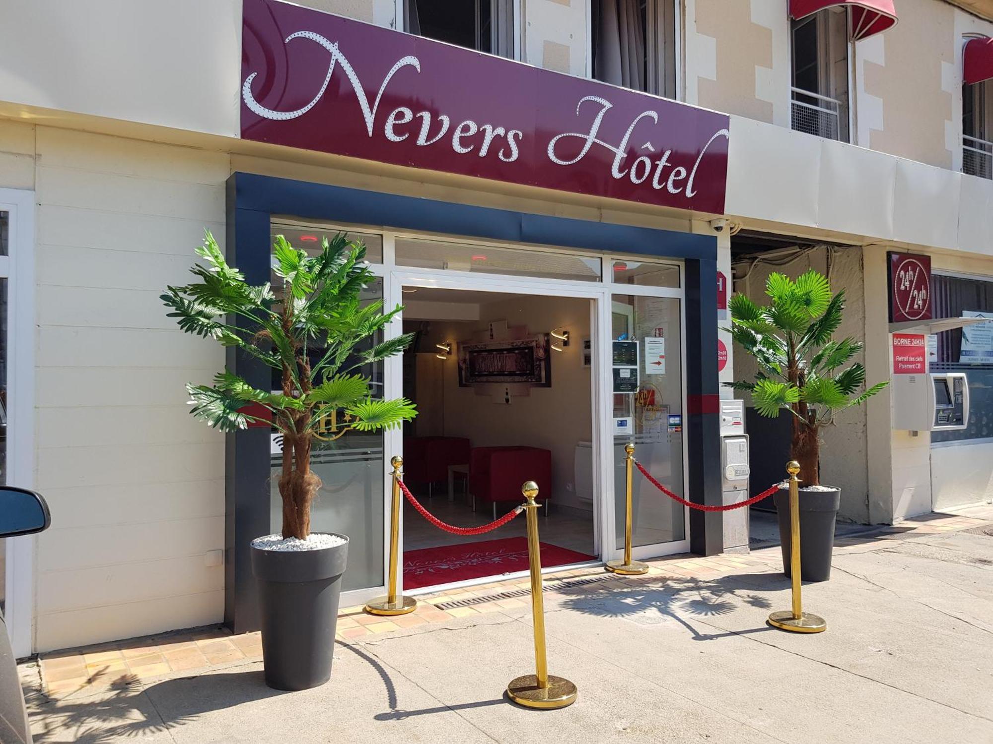 Nevers Hotel المظهر الخارجي الصورة