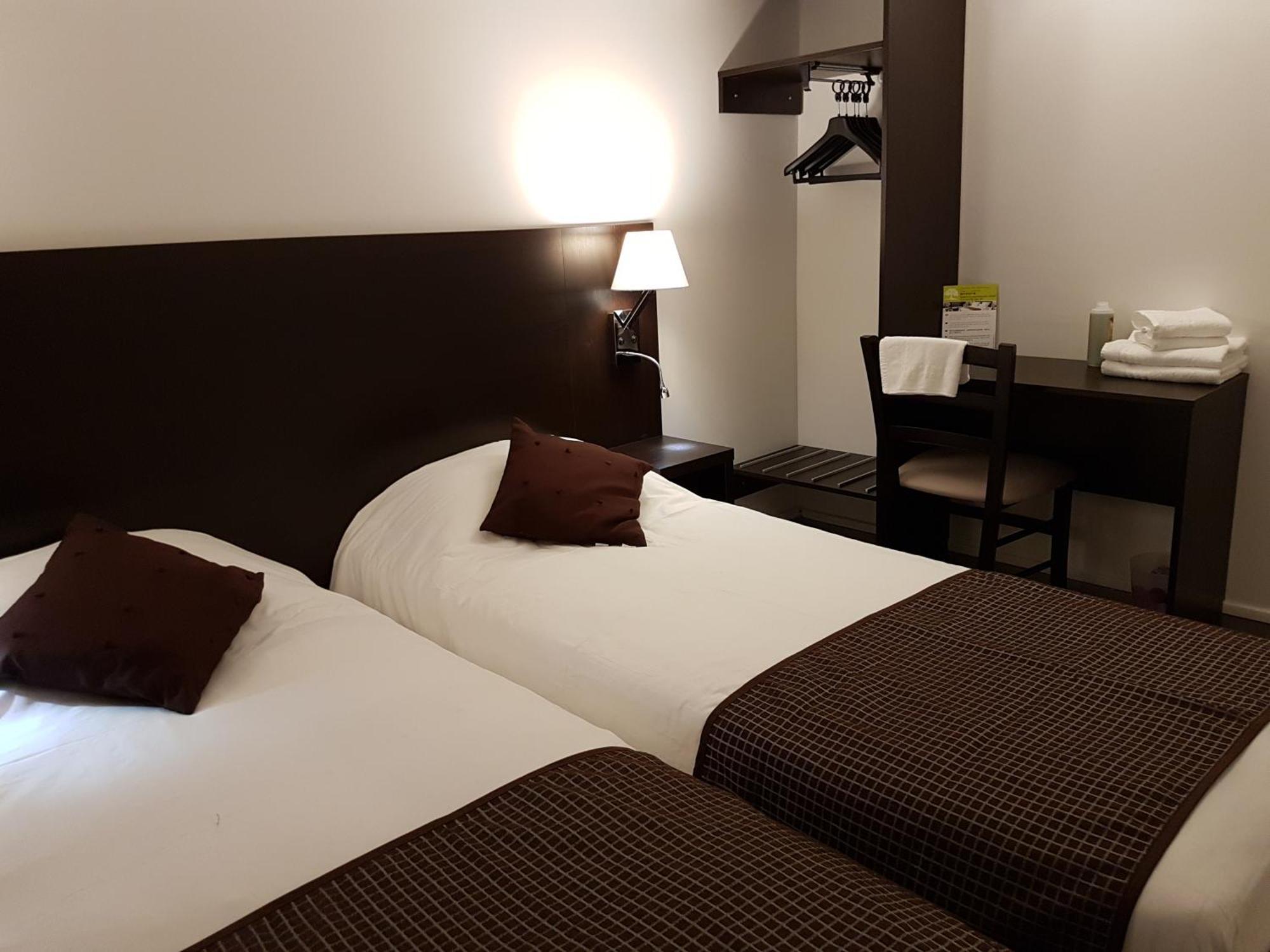 Nevers Hotel المظهر الخارجي الصورة