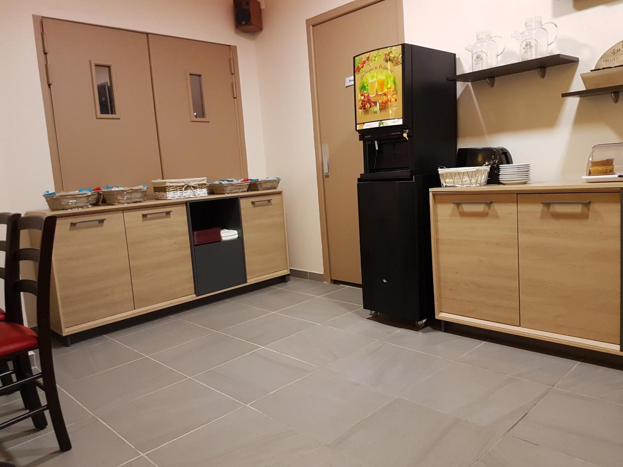 Nevers Hotel المظهر الخارجي الصورة