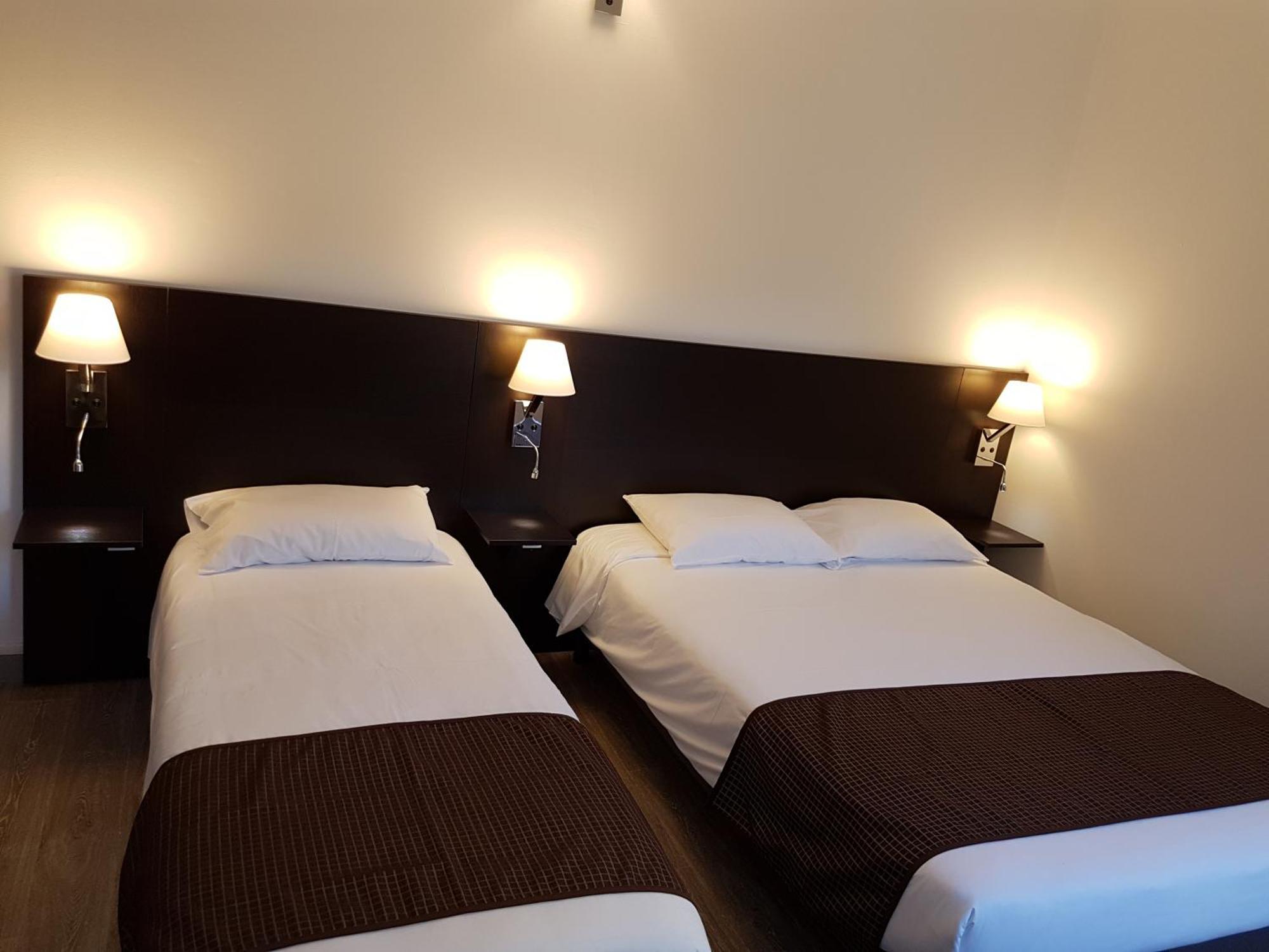 Nevers Hotel المظهر الخارجي الصورة