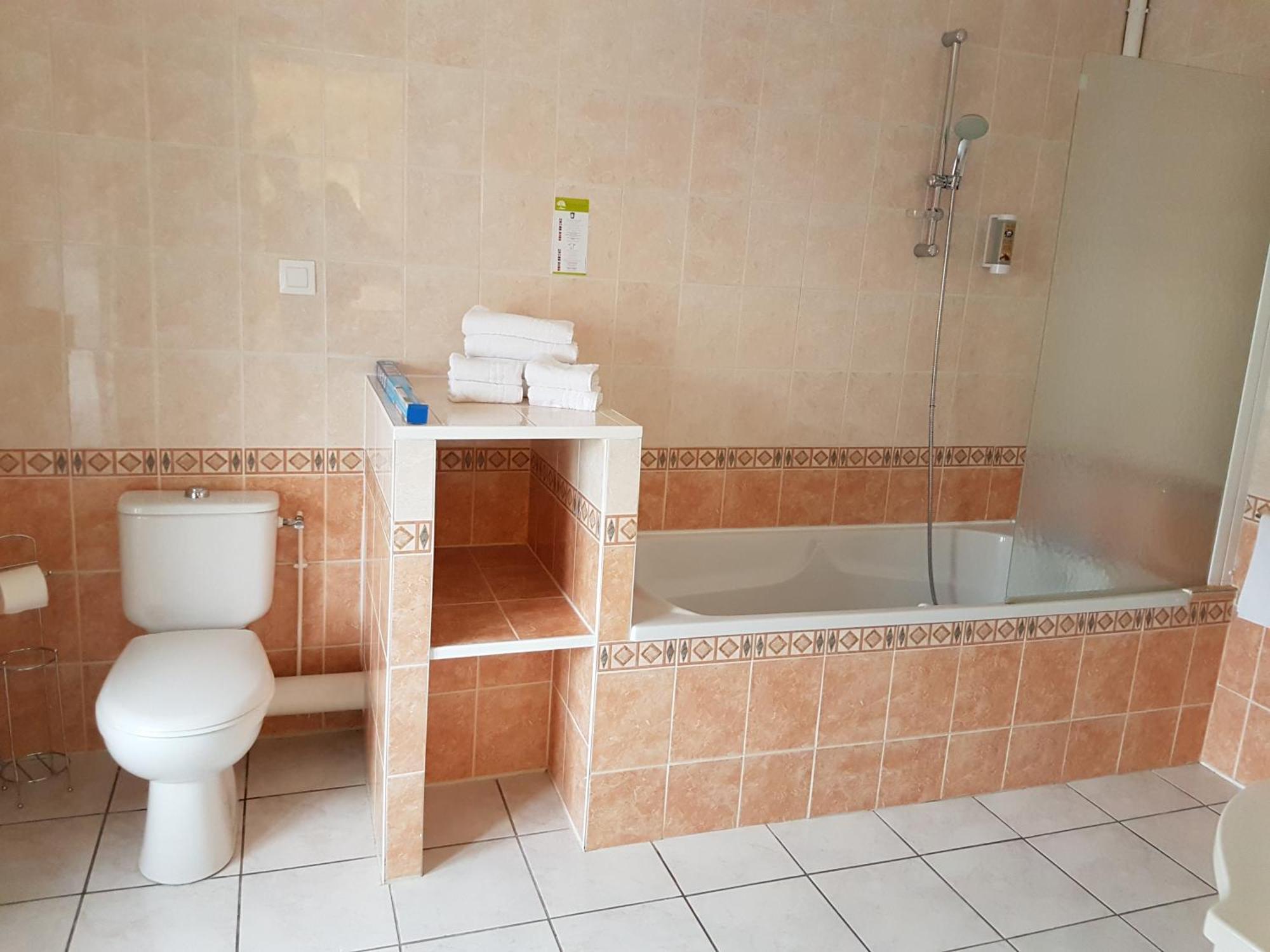 Nevers Hotel المظهر الخارجي الصورة