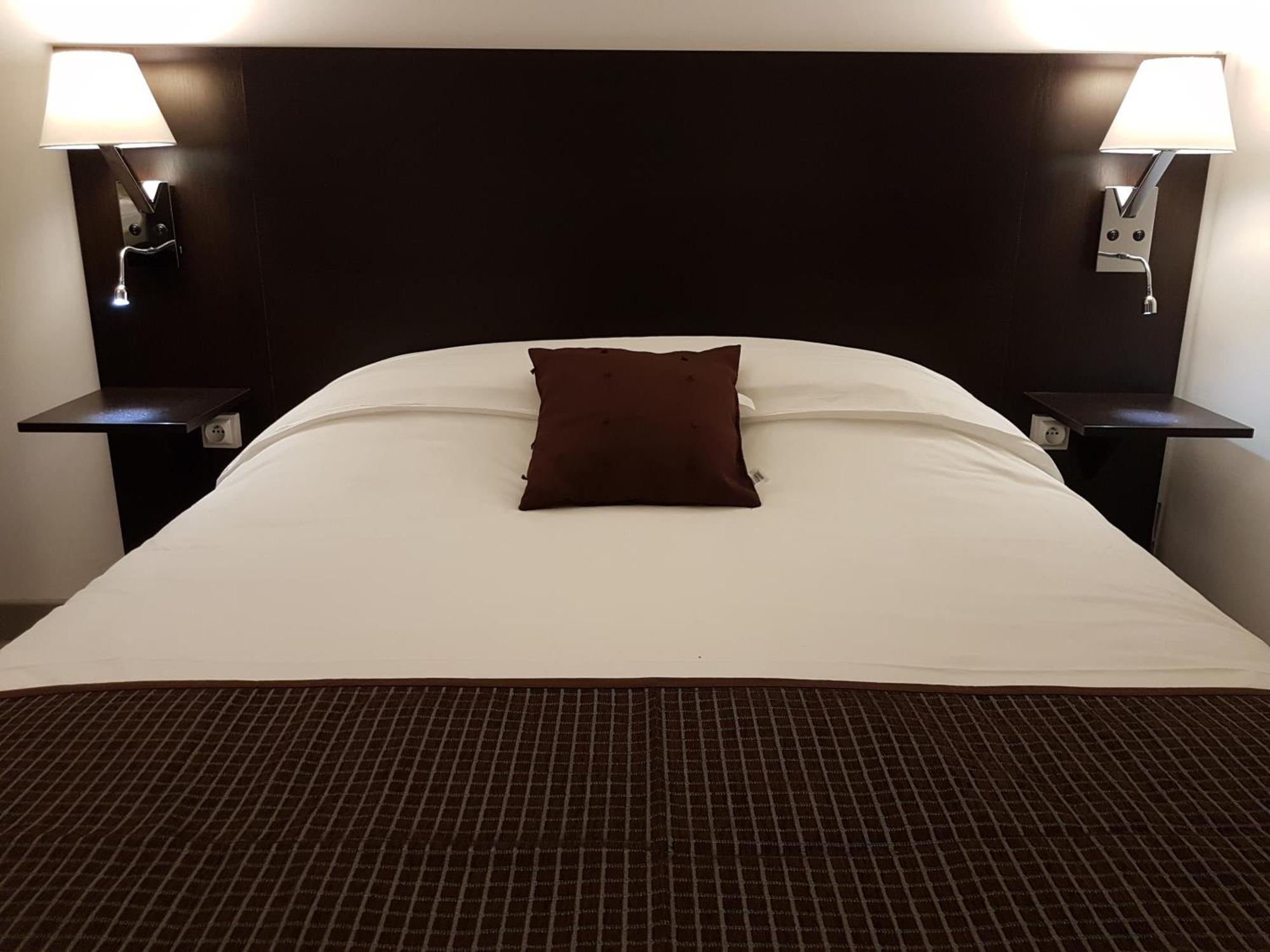 Nevers Hotel المظهر الخارجي الصورة