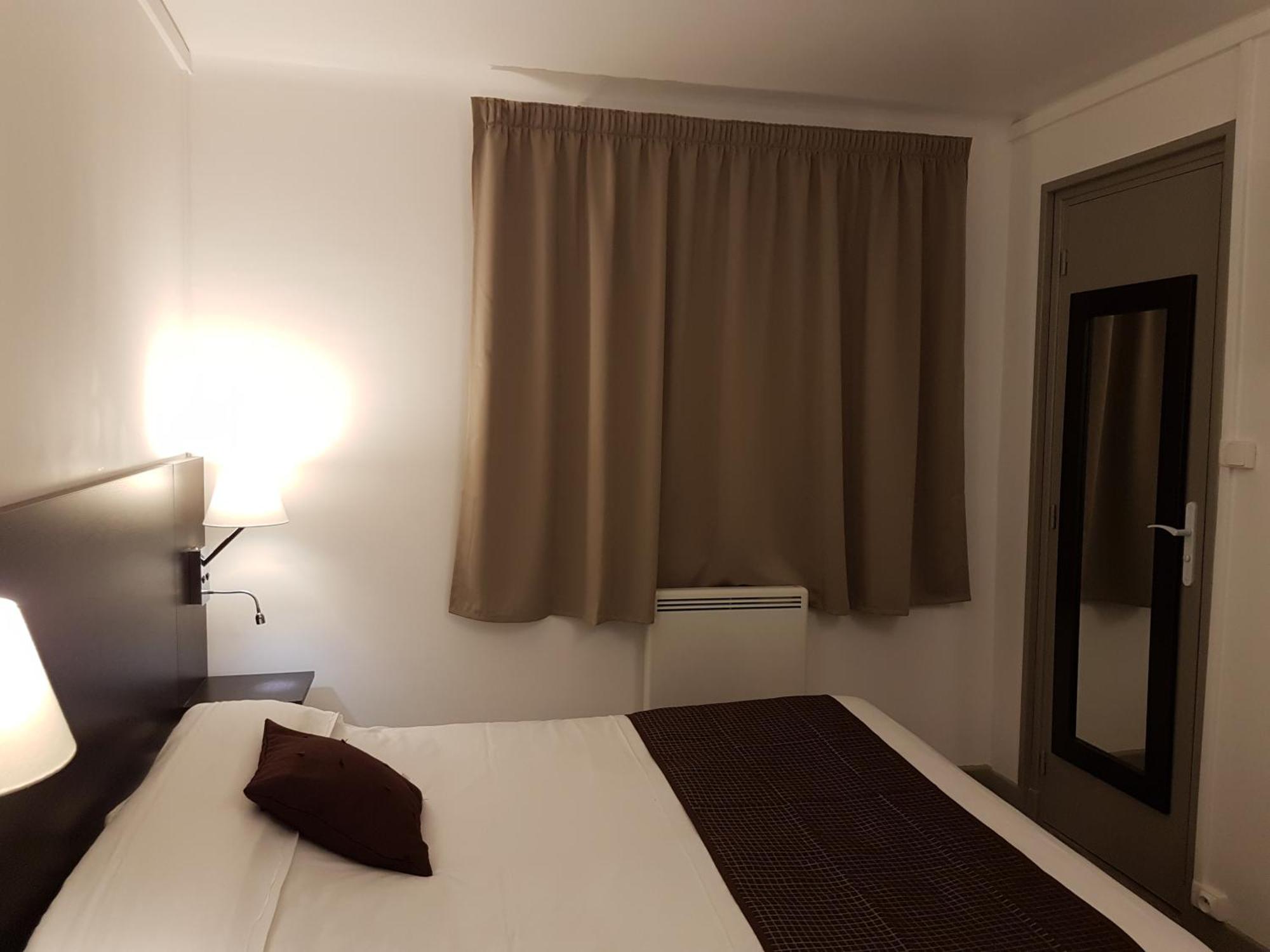 Nevers Hotel المظهر الخارجي الصورة